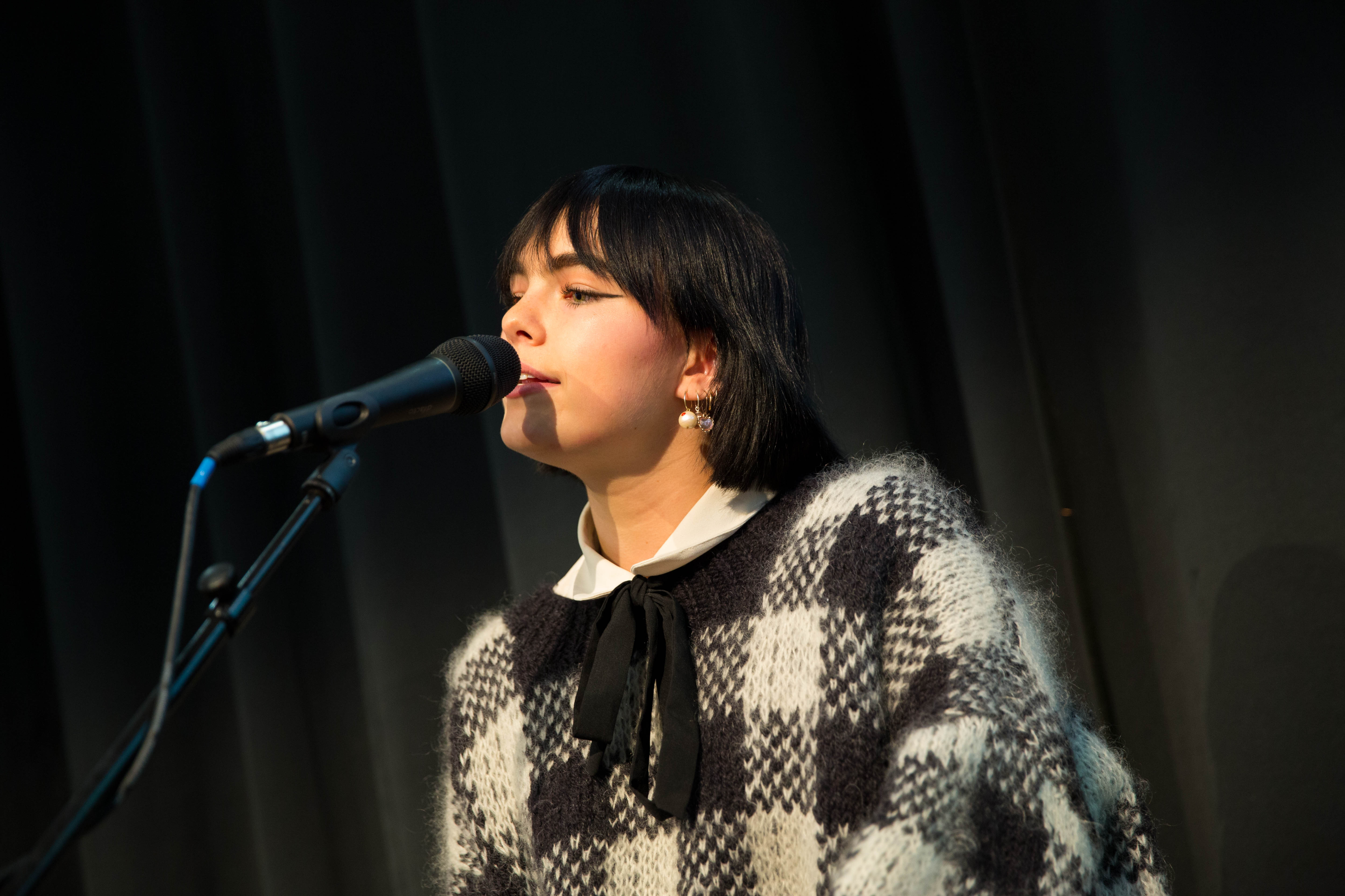 Benee performs at the Prime Ministers Oranga Tamariki Awards