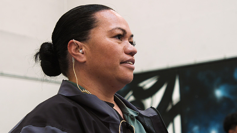 J000812 Frontline Kelly Maipi THUMBNAIL 16x9
