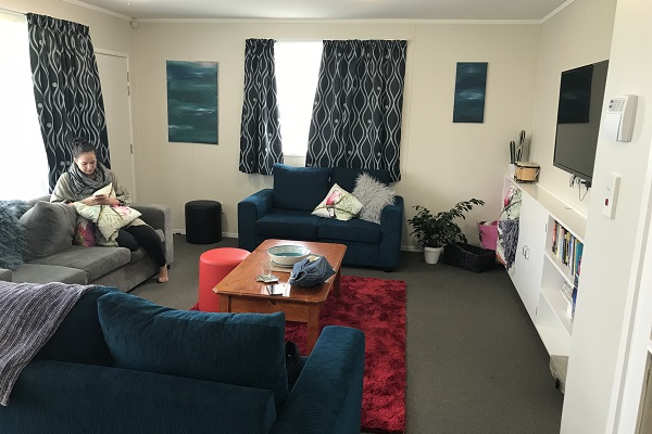 family home lounge half